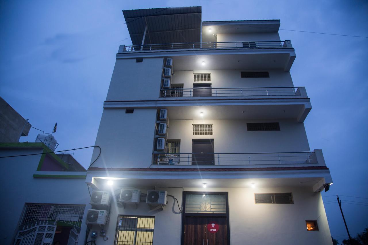 Hotel Oyo 9123 Baghban Residency Gwalior Exterior foto